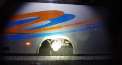 Slovenskom autobusu koji je prevozio djecu otpala dva kotača