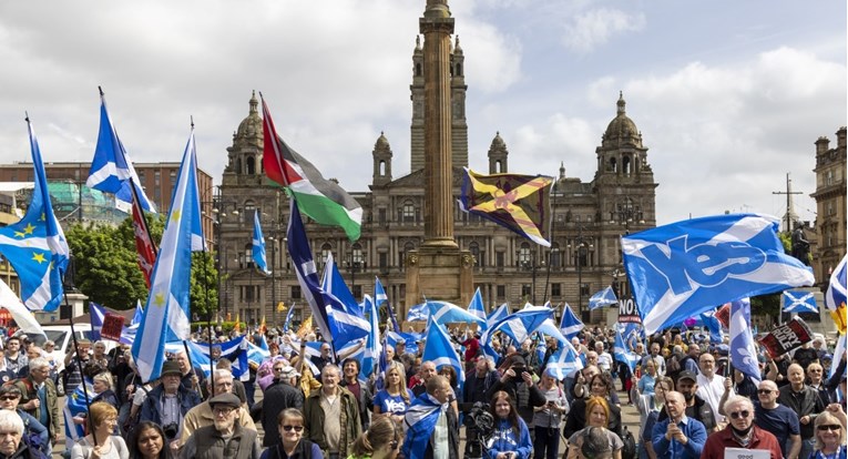 Policija istražuje financije Škotske nacionalne stranke: "Neovisnost sad nije moguća"
