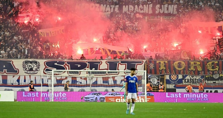 Hajduk kažnjen sa 110 tisuća kuna zbog baklji i vrijeđanja Purgera na derbiju