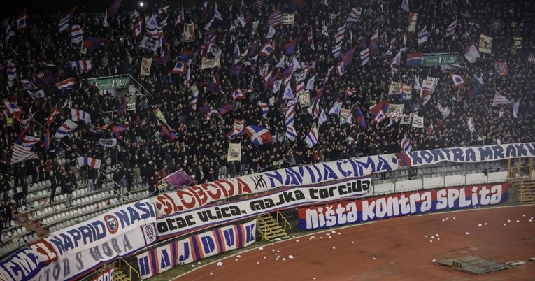 Torcida objesila tenisice na sjevernu tribinu. Otkriveno o čemu je riječ