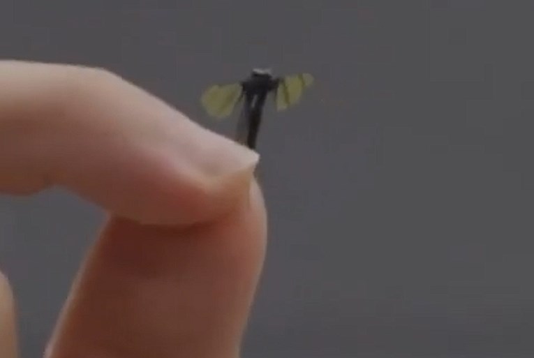 Veličine je komarca, skoro nevidljiv i spreman za bojište. Ovo je novi kineski dron