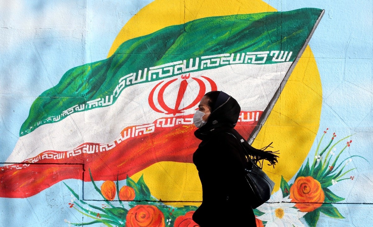 Irak zbog koronavirusa zabranio putovanja u Iran i ulazak u zemlju Irancima