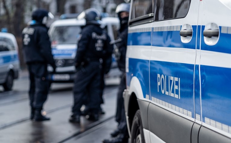 Detalji ubojstva policajaca u Njemačkoj, preko radija su samo rekli: "Oni pucaju"
