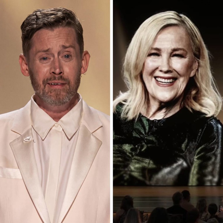 Macaulay Culkin u suzama odao počast filmskoj mami Catherine O'Hari na Emmyjima