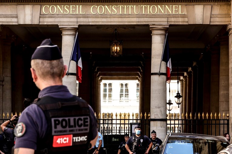 Kineski špijuni Muskovim Starlinkom pokušali Francuskoj ukrasti vojne podatke