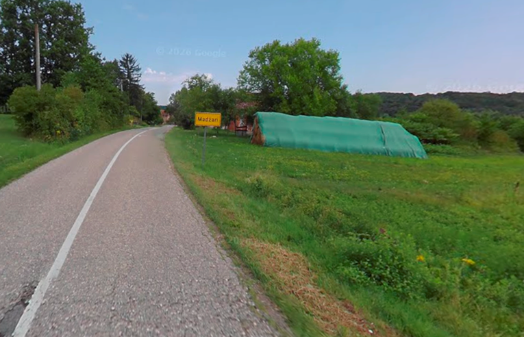 Prilikom obrade kukuruza pao i udario glavom u stranicu prikolice. Umro je