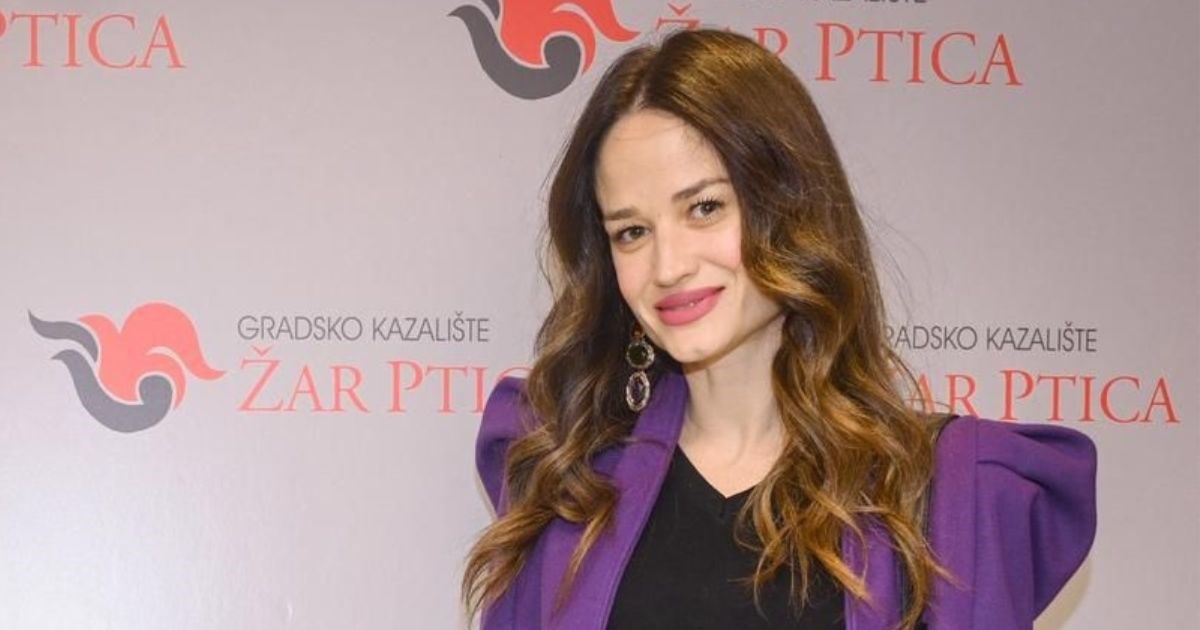 Bivša misica Maja Cvjetković snimljena nakon dugo vremena, bila s kćeri na predstavi