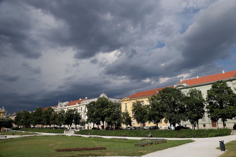 Danas vruće, Severe Weather upozorava za sutra: u Hrvatskoj tuča i bujične poplave