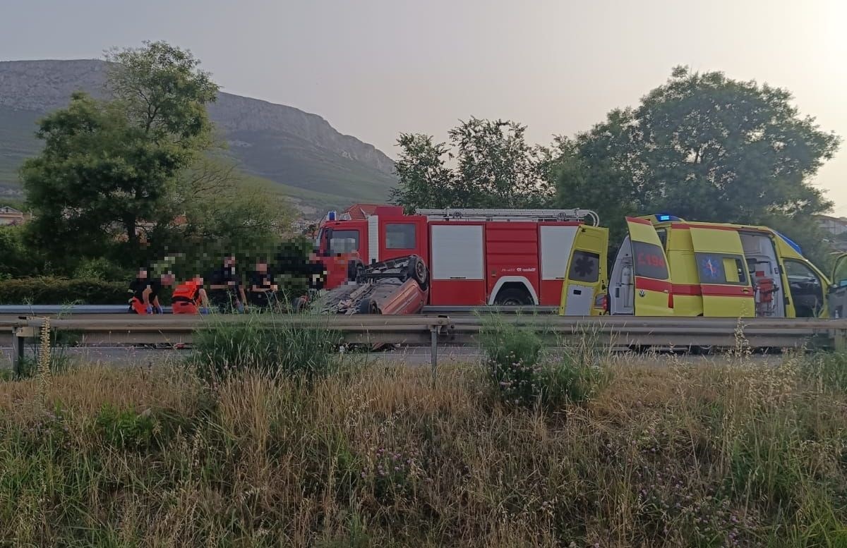 Nesreća u Solinu, sudarili se kamion i auto. Jedna osoba prevezena u bolnicu