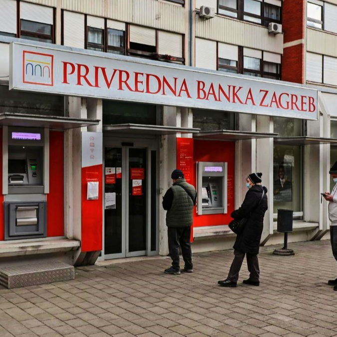 PBZ objavio plan uvođenja eura, evo kad se neće moći plaćati karticama