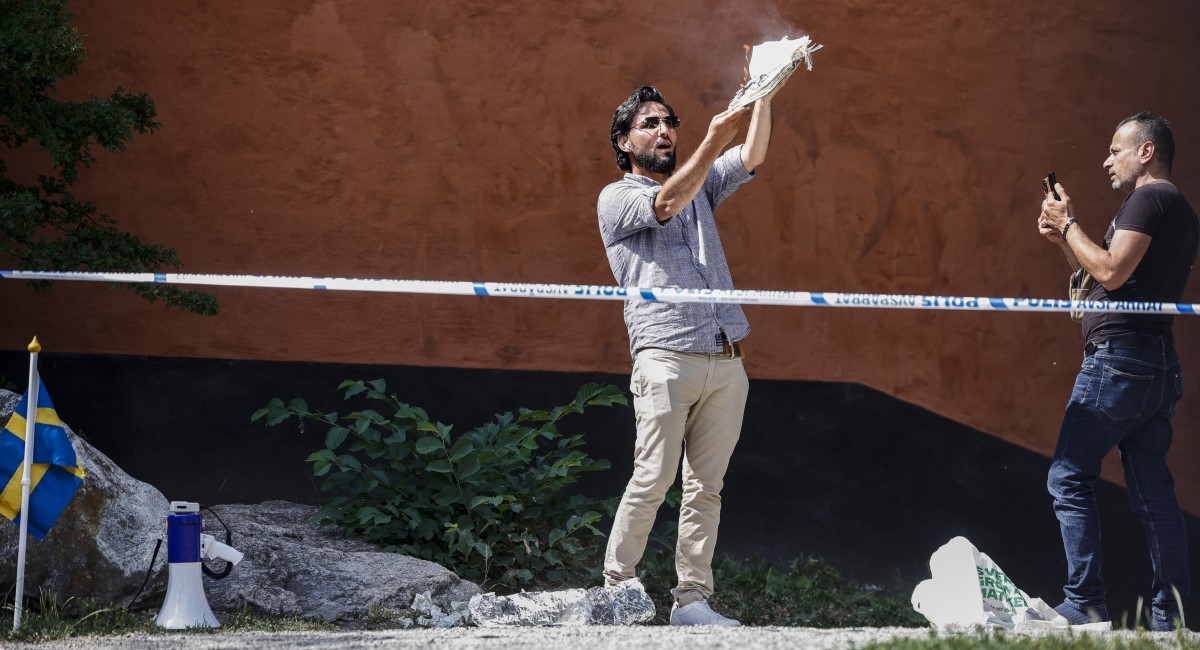 Prosvjednici u Švedskoj šutirali Kuran, Irak protjerao švedskog veleposlanika