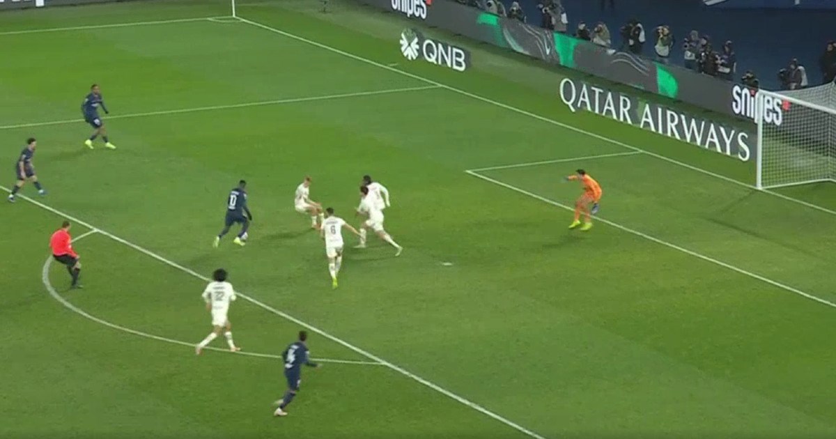 PSG se vratio na vrh lige. Pogledajte genijalan gol najboljeg igrača svijeta