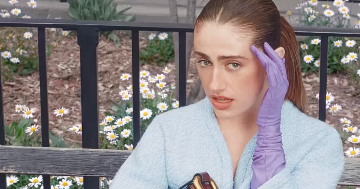 Kraj clean girl ere: Marc Jacobs Beauty vraća se s bojama i šljokicama