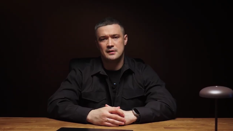 Ukrajinci tjednima prosvjeduju zbog njegove smjene. Sad je zatražio da se održe izbori