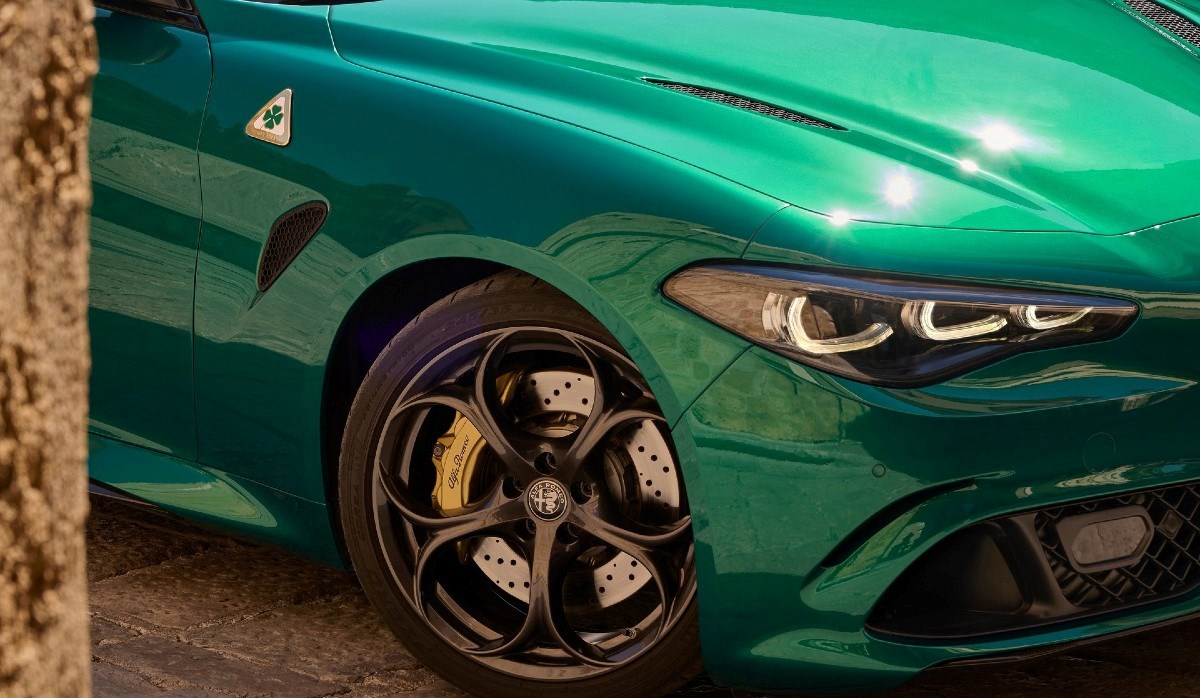 Sad je službeno: Alfa Romeo vraća Quadrifoglio