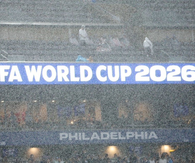 FIFA upozorila na moguću dramu. Večerašnjoj utakmici SP-a prijete kašnjenje i prekid