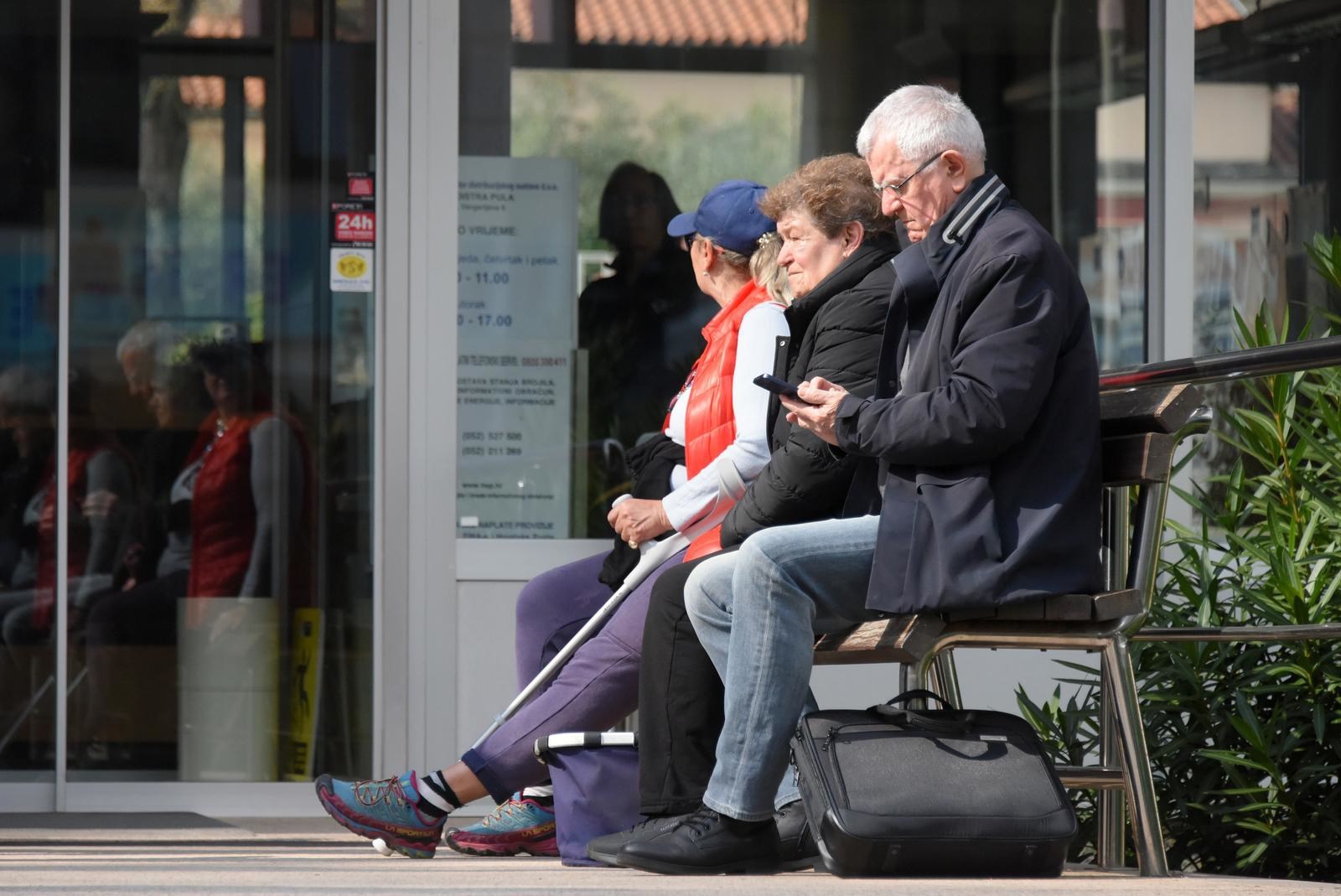 Isplata povećanog dijela prijevremenih starosnih mirovina počinje 16. ožujka