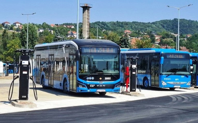 U Zagreb stižu novi električni autobusi. Gotova i najveća punionica u Hrvatskoj 