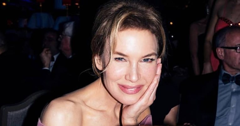 Renée Zellweger šokirala fanove izgledom na Oscarima, pišu: Nije mogla oči otvoriti