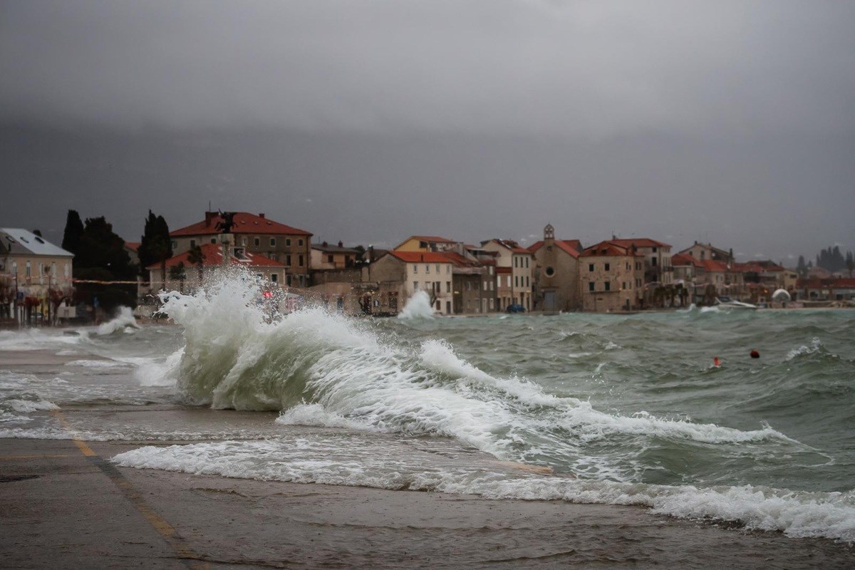 Idućih dana iznadprosječno toplo. Stiže i obilna kiša