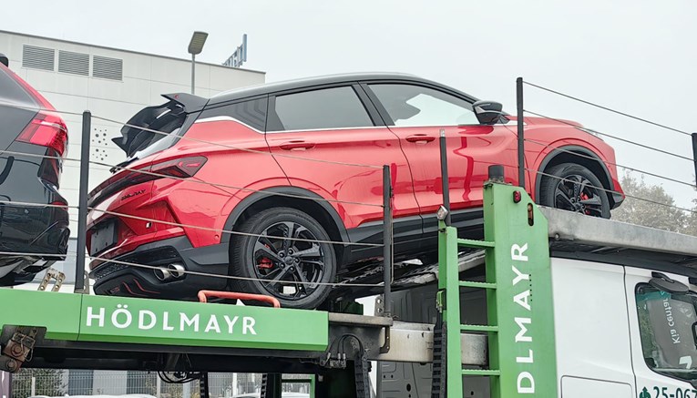 BYD u padu, Geely postaje lider u prodaji na kineskom tržištu