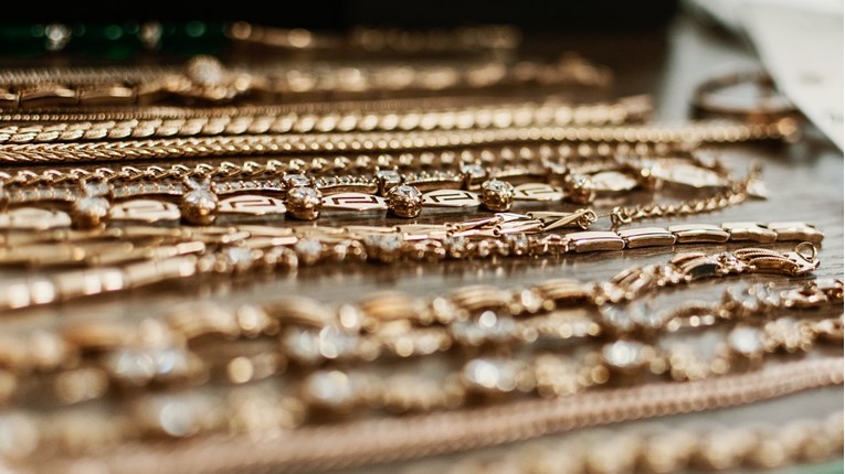 U Splitu ukradeno milijun kuna nakita. Lopovi su jako dobro znali što rade