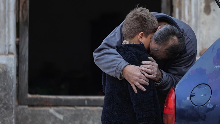 Priča o ocu iz Petrinje mnoge je dirnula: Poželjeli ste pomoći, evo i kako