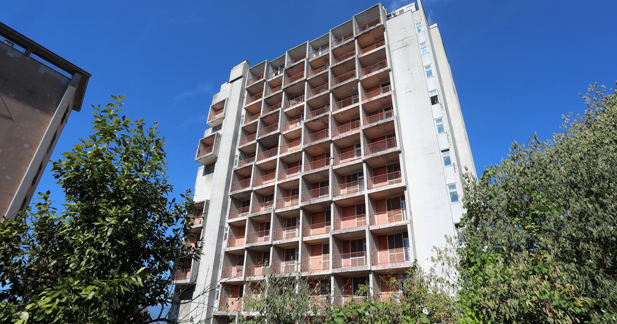 Bivši neboder HŽ-a u Rijeci preuredit će se u zgradu s oko 150 stanova za mlade