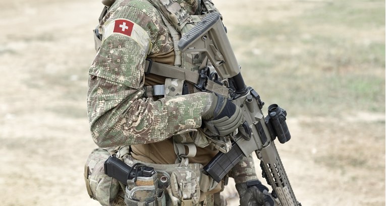 Švicarska odbija zahtjeve za ponovni izvoz oružja Ukrajini