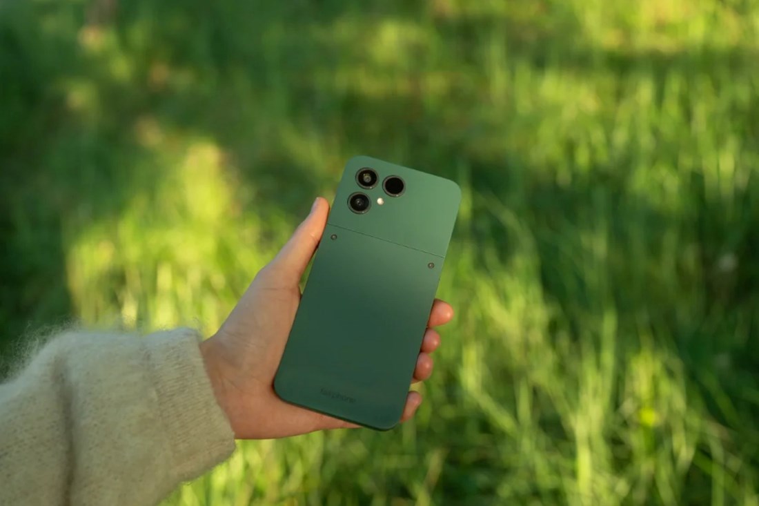 Jedan od rijetkih mobitela koji ne završava brzo u otpadu