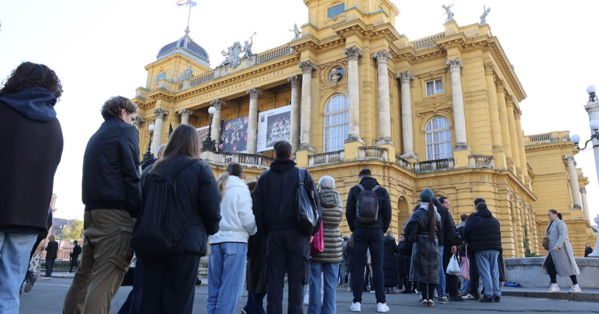 Neki se žale da nisu uspjeli kupiti ulaznice za Orašara. Jedna stvar ih posebno ljuti