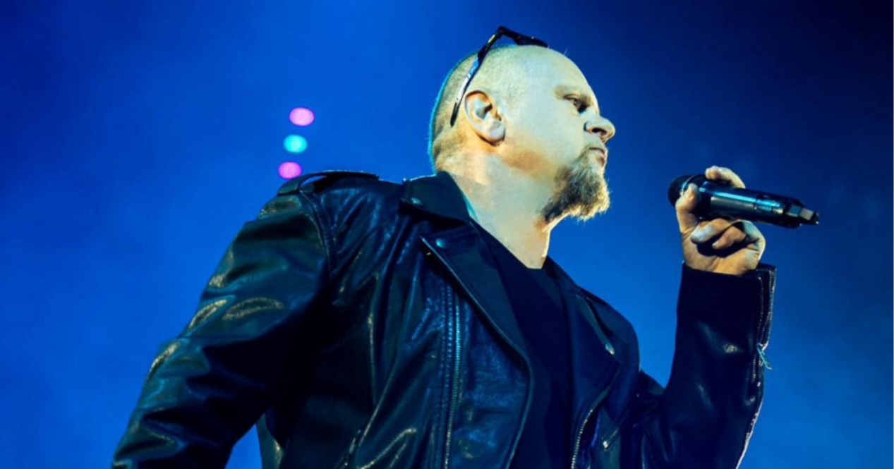 Vratio se Ilan Kabiljo. Objavio je pjesmu koju je napisao još u srednjoj školi