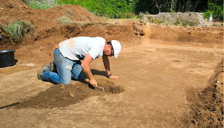 U Stobreču pronađeni arheološki ostaci naselja iz željeznog doba