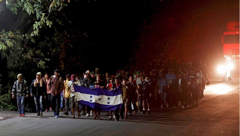 Više od 3500 migranata iz Srednje Amerike kreće prema SAD-u