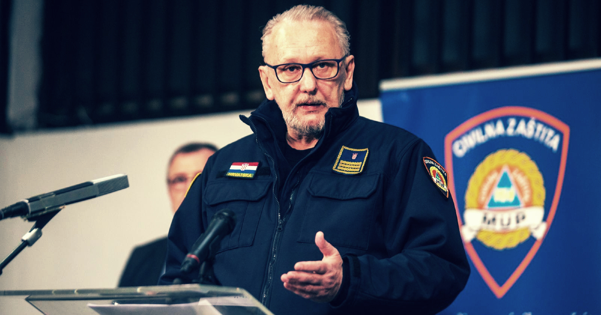Božinović: Izdali smo preko 450.000 propusnica, 11.000 zahtjeva smo odbili