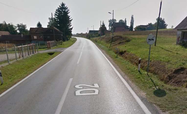 Teška nesreća kod Đurđevca, sudarili se auto i kamion s prikolicom, cesta zatvorena