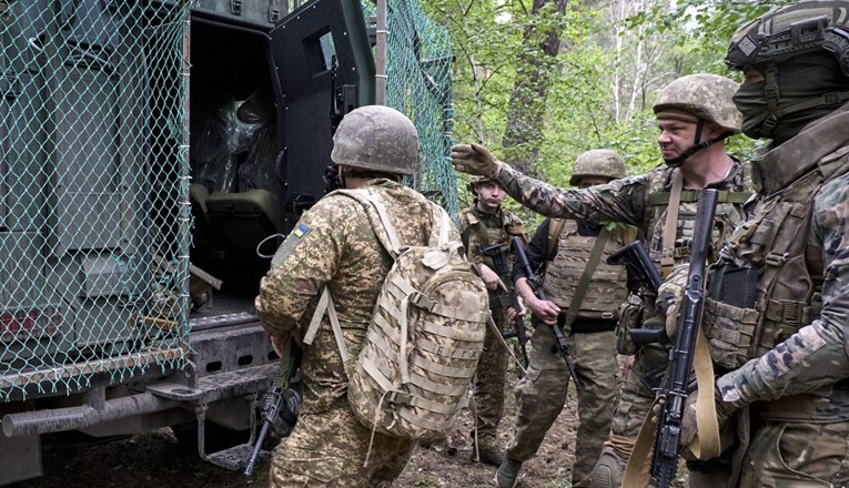 Većina Poljaka je protiv slanja vojnika u Ukrajinu, pogotovo mlađi muškarci