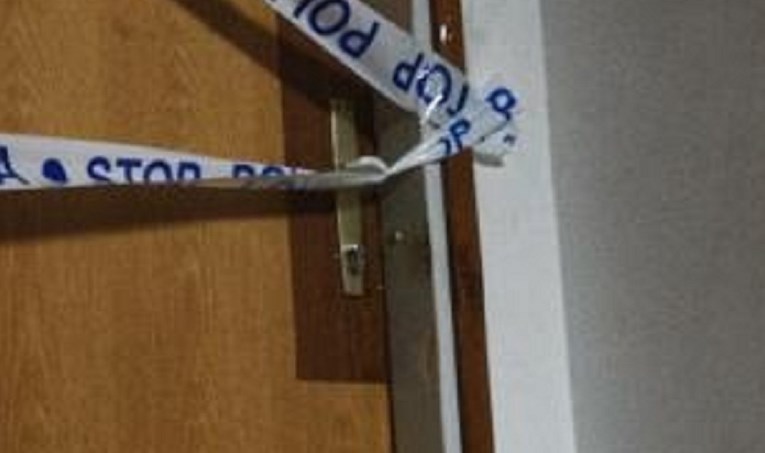 Policija u Splitu došla muškarcu zbog buke u stanu, odmah ih je fizički napao