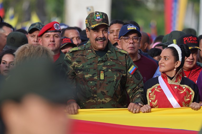 Maduro: SAD želi preuzeti kontrolu nad venezuelanskom naftom