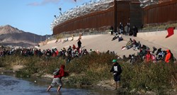 Kaos u El Pasu. Svaki dan uhiti se tisuće migranata, stotine spavaju na hladnoći