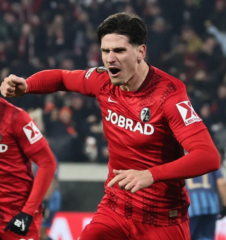Matanovićev Freiburg juri prema polufinalu EL-a. Pogledajte asistenciju Hrvata