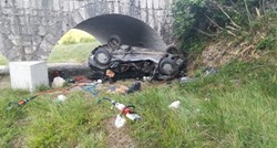 Auto u Dalmaciji pao s mosta i prevrnuo se, mladić je teško ozlijeđen