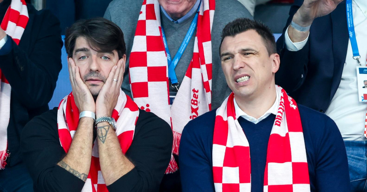 Hrvatske vaterpoliste podržali brojni navijači, među njima bili Ćorluka i Mandžukić