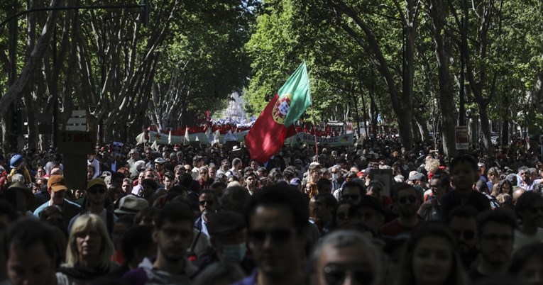 Portugal obilježio 48. godina od Revolucije karanfila i rušenja autoritarnog režima