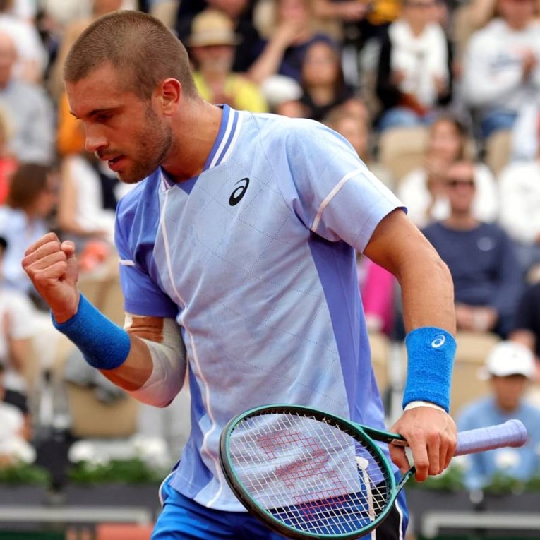 Borna Ćorić prošao prvo kolo kvalifikacija Mastersa u Madridu