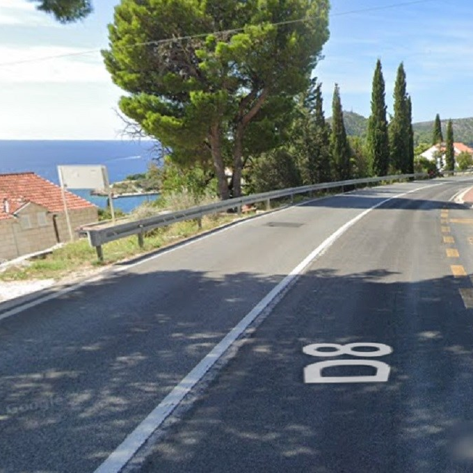 Kod Župe Dubrovačke poginuo mladi motorist. Nije imao kacigu, izletio je iz zavoja