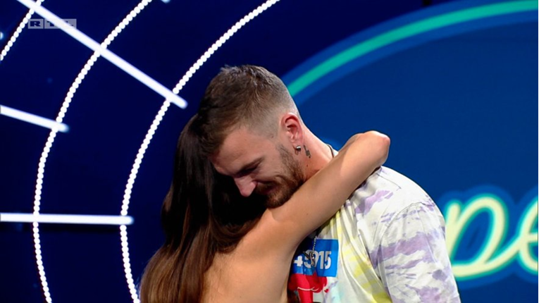 Sjećate se Zadranina kojeg je Severina tješila u Superstaru? Objavio je prvu pjesmu