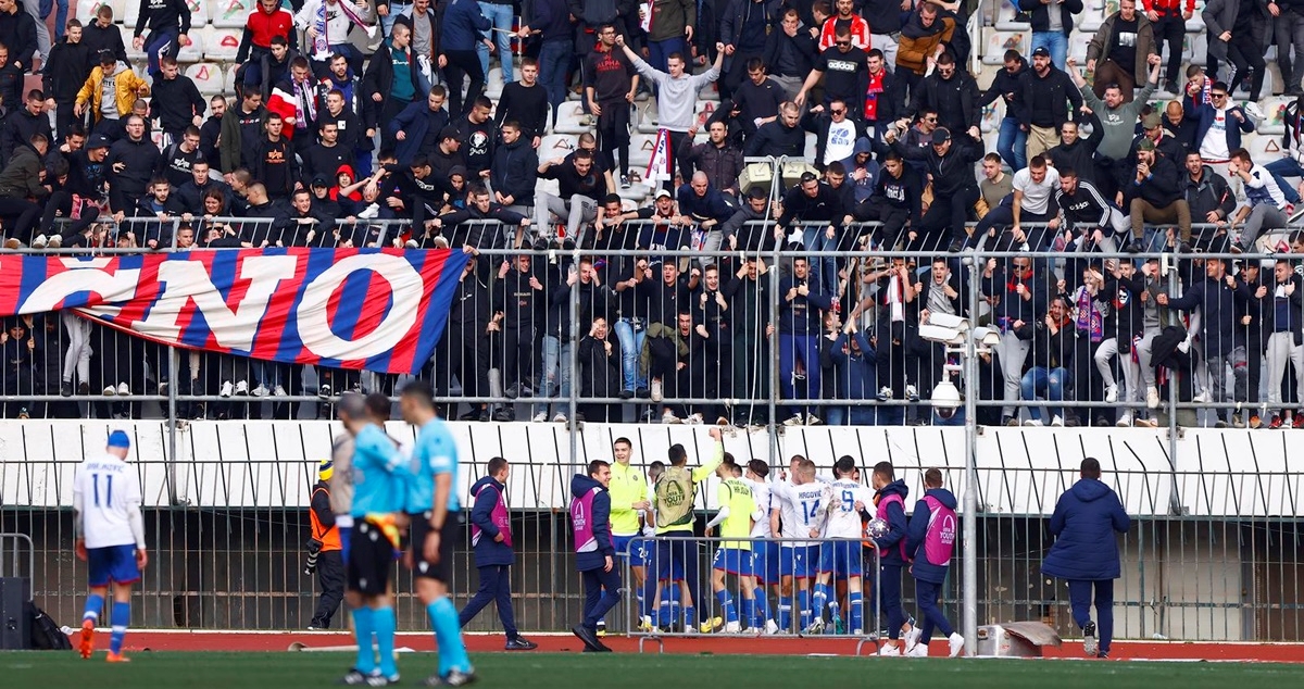 Trener Cityjevih juniora se naklonio navijačima Hajduka: Svaka čast!
