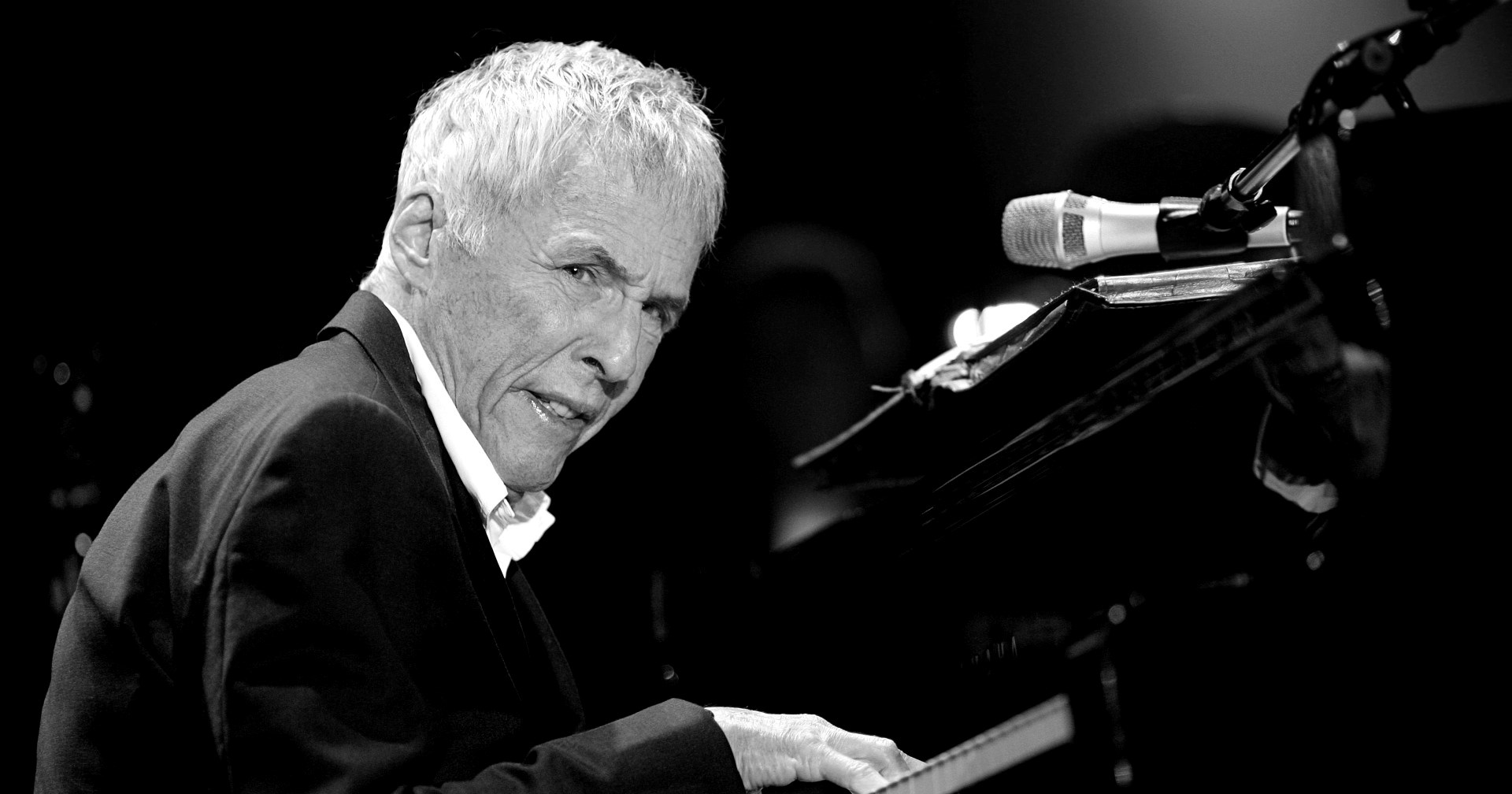 Umro je Burt Bacharach