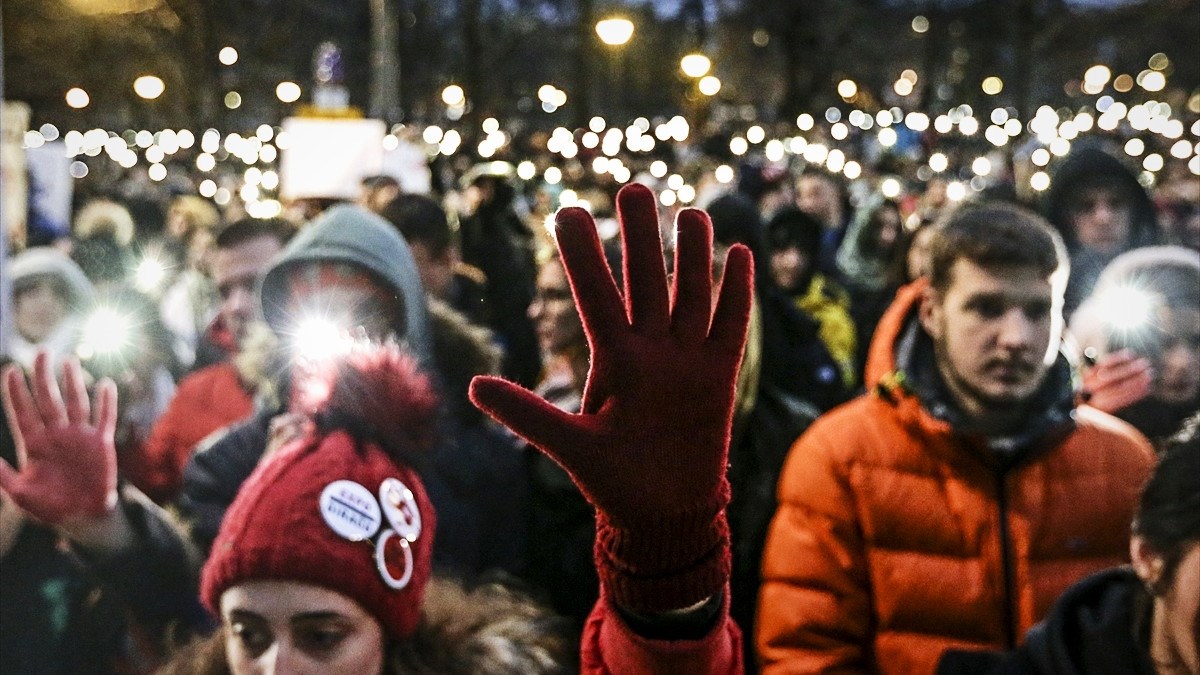 Srbija sutra ide u opći štrajk, Vučić spremio odgovor